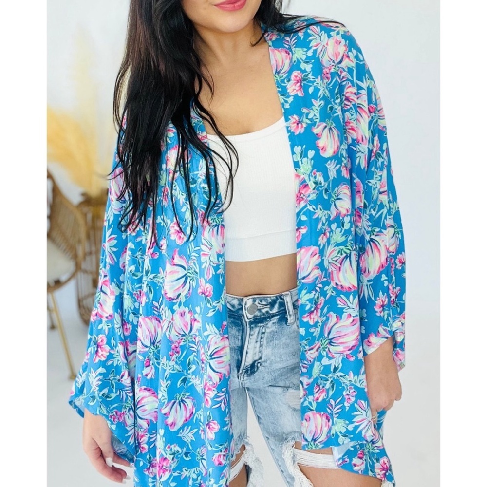 Dear Scarlett Blue & Pink Floral Print Kimono Shawl
